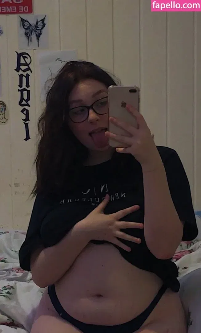 sylvieaeri Onlyfans Photo Gallery 