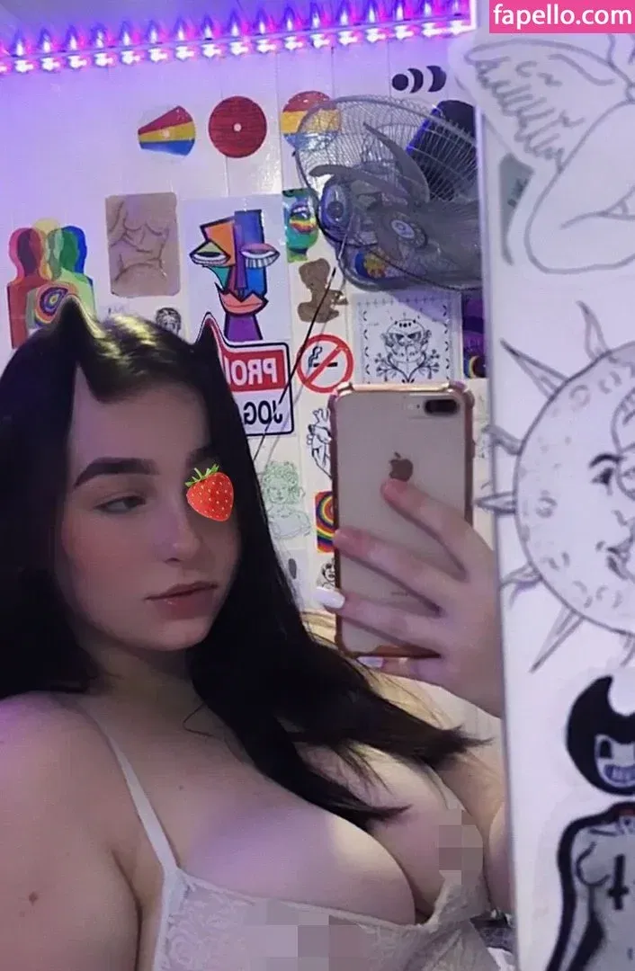 sylvieaeri Onlyfans Photo Gallery 