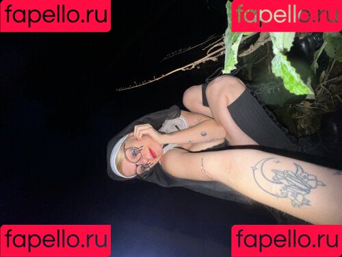 Soph Stardust Onlyfans Photo Gallery 