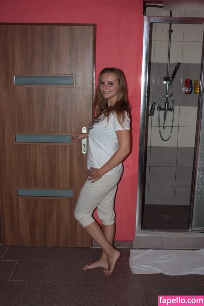 Suzie Sun Onlyfans Photo Gallery 