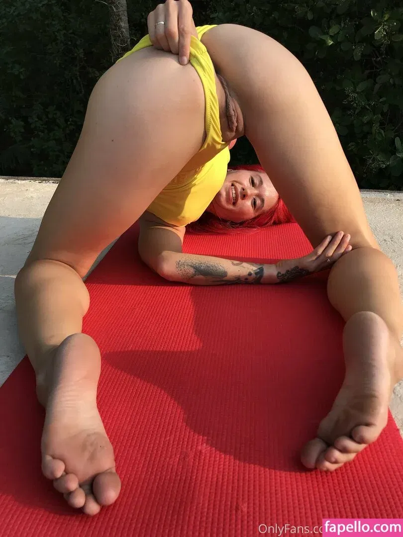 noraredmain Onlyfans Photo Gallery 