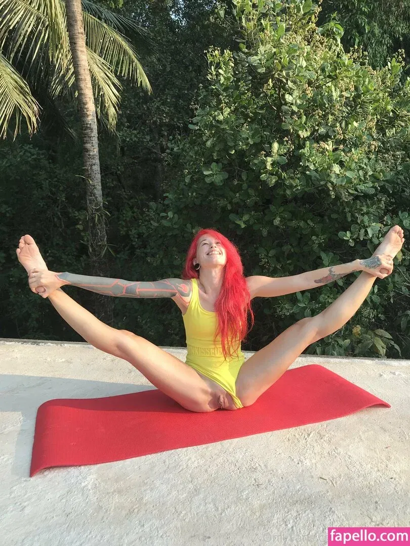 noraredmain Onlyfans Photo Gallery 