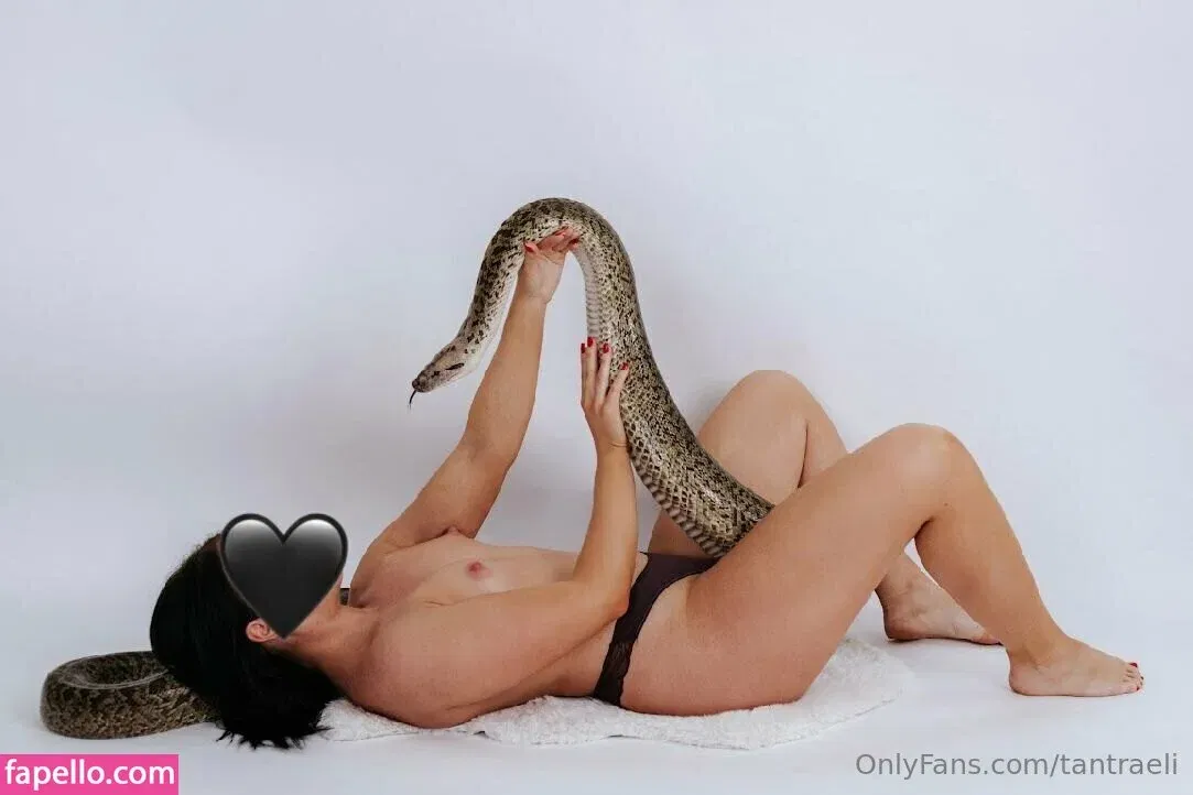 tantraeli Onlyfans Photo Gallery 