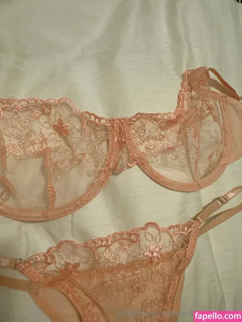 Edensmelons Onlyfans Photo Gallery 