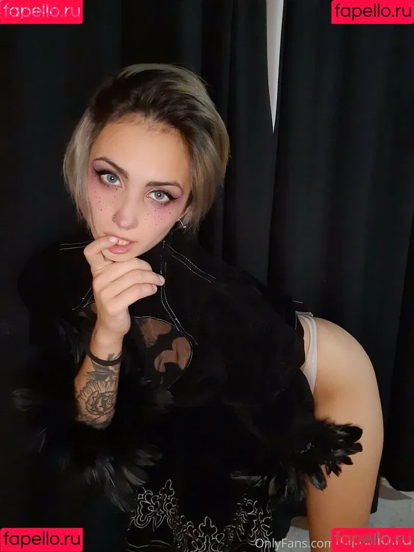luzzchan Onlyfans Photo Gallery 
