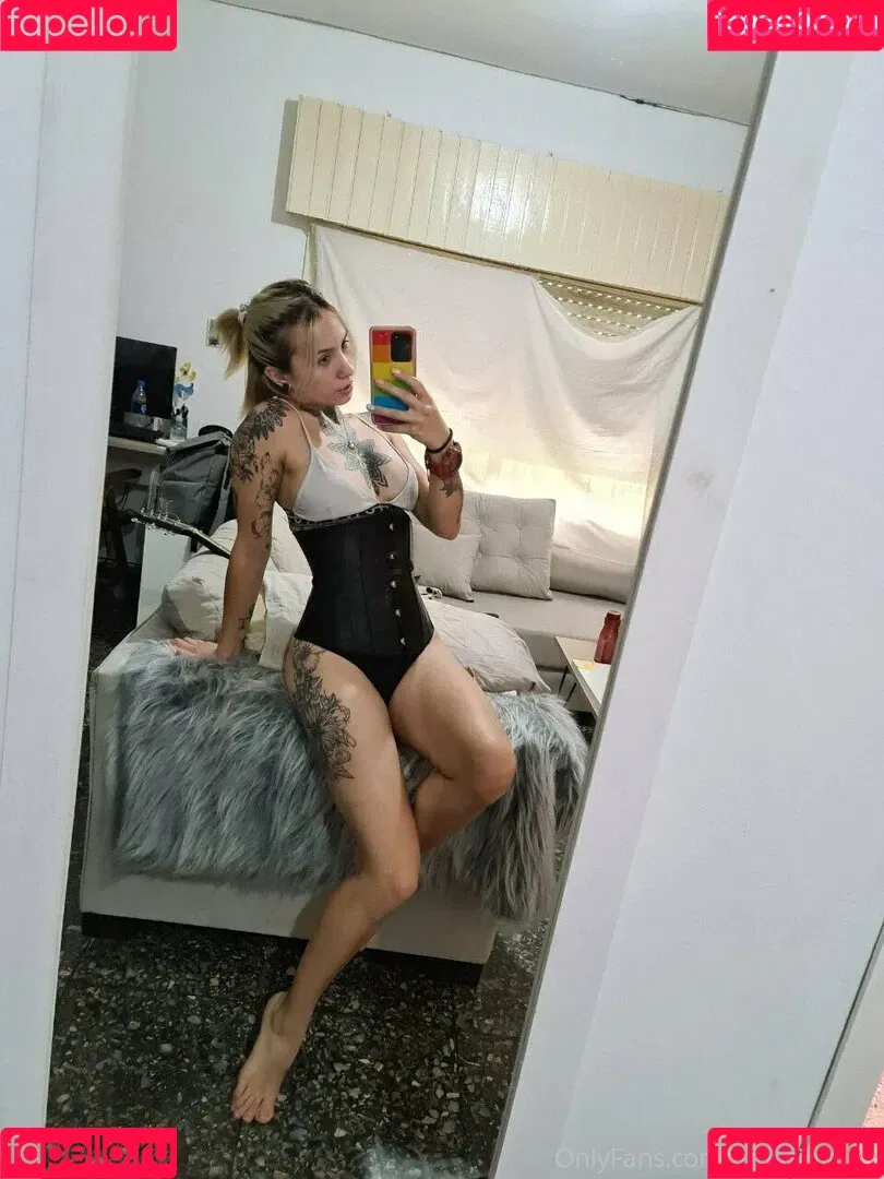 luzzchan Onlyfans Photo Gallery 