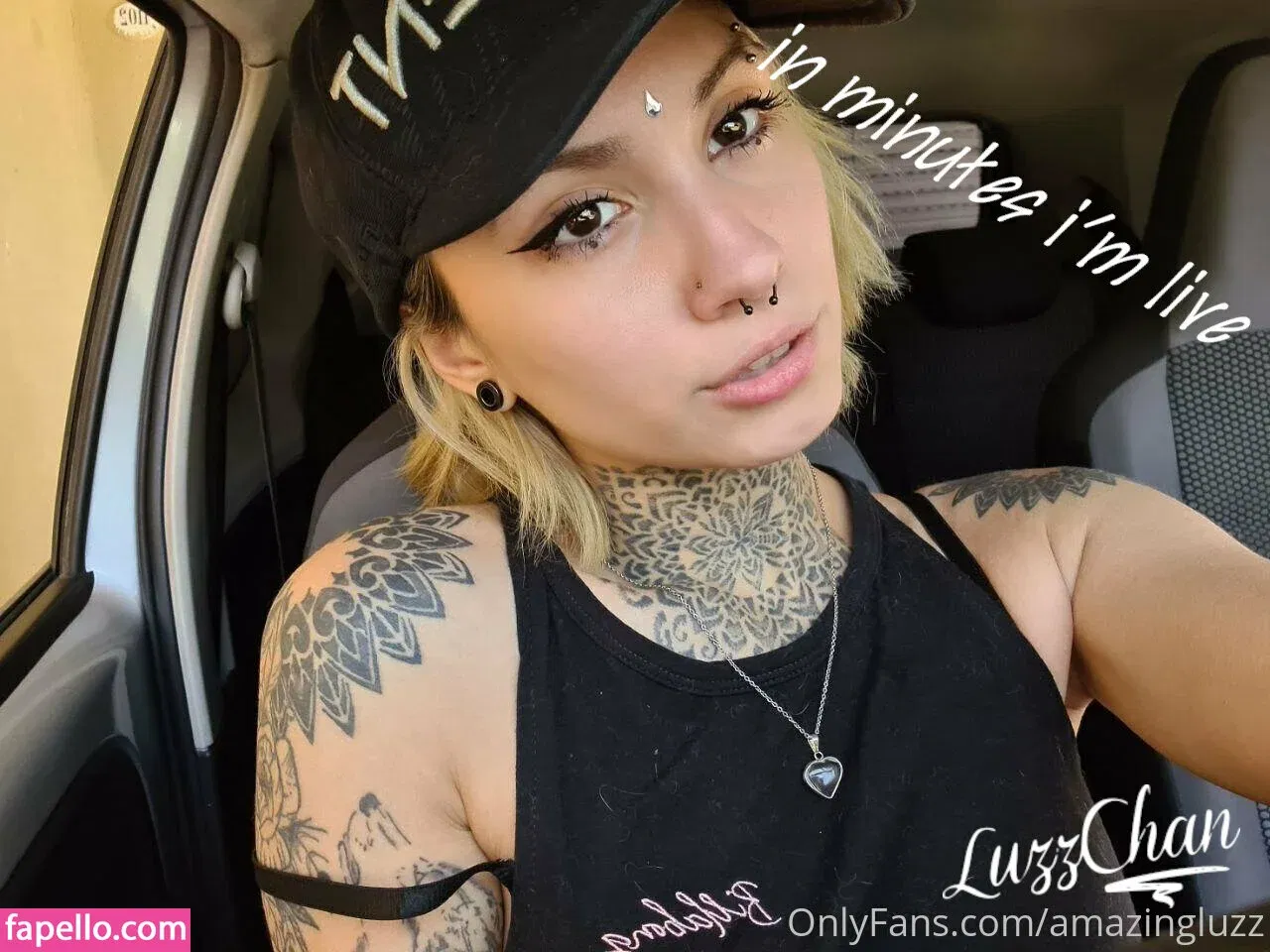 luzzchan Onlyfans Photo Gallery 