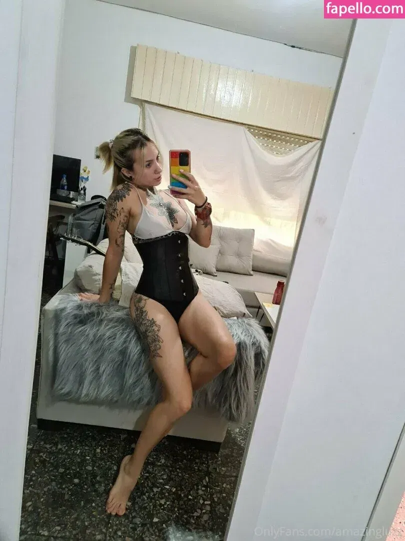 luzzchan Onlyfans Photo Gallery 