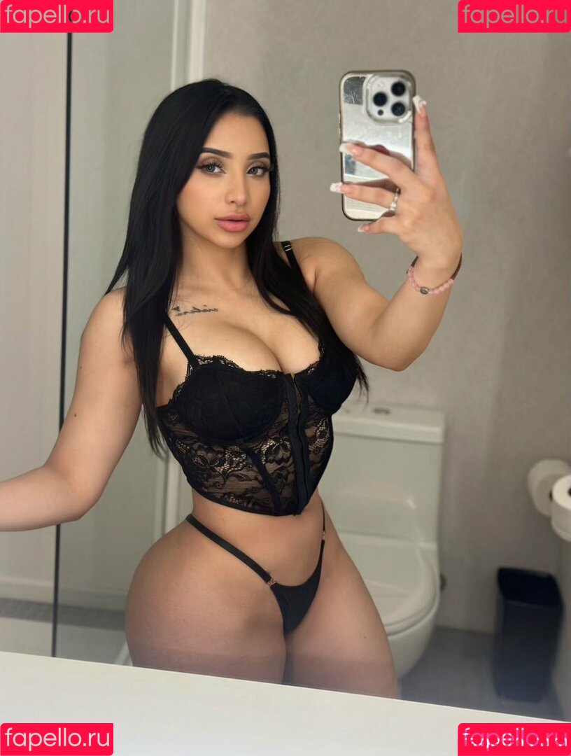 christyxmarie Onlyfans Photo Gallery 