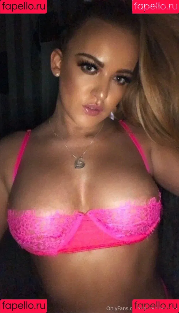 Wett Wag Onlyfans Photo Gallery 
