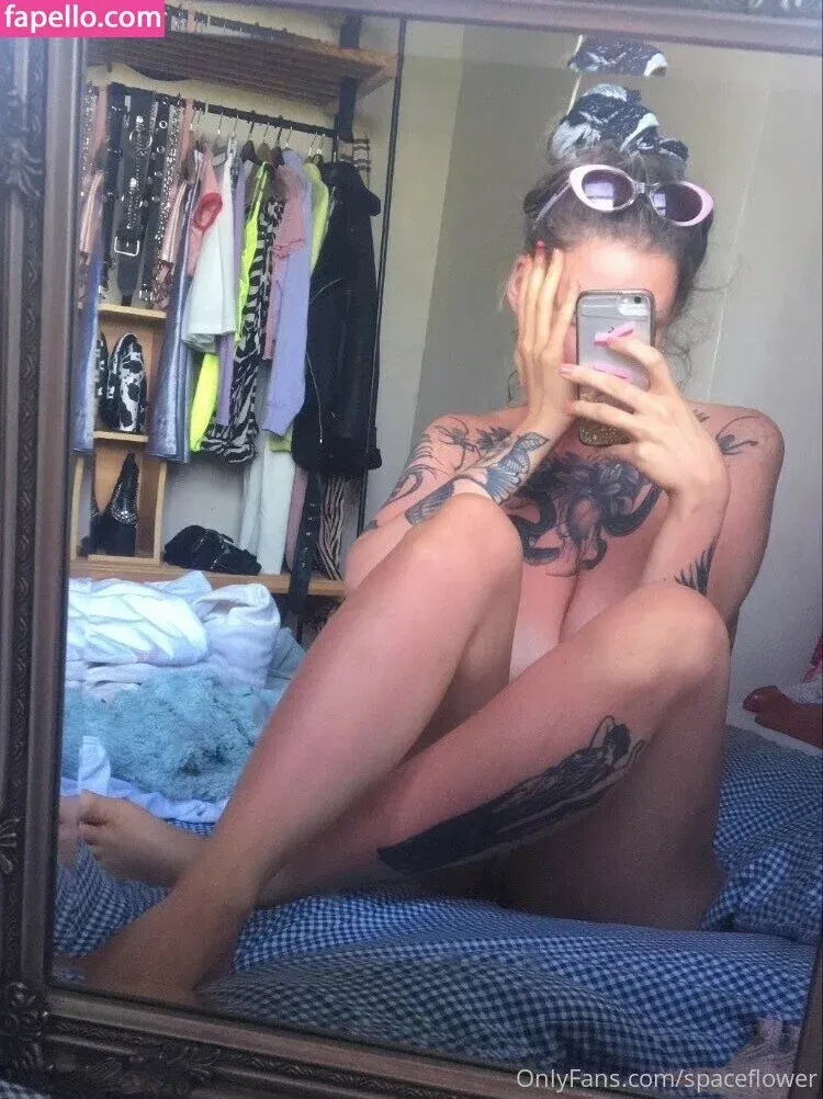 Poppy Moon Onlyfans Photo Gallery 