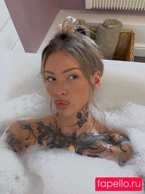 Poppy Moon Nude Onlyfans Photo 6