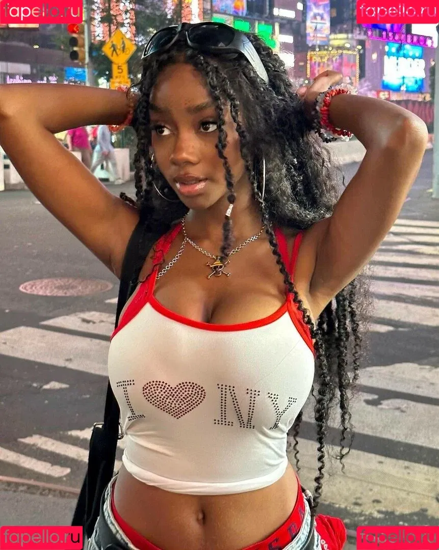 Webeecca / Onlyfans Photo Gallery 