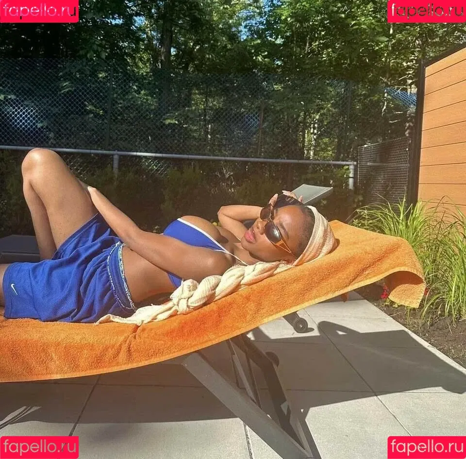 Webeecca / Onlyfans Photo Gallery 