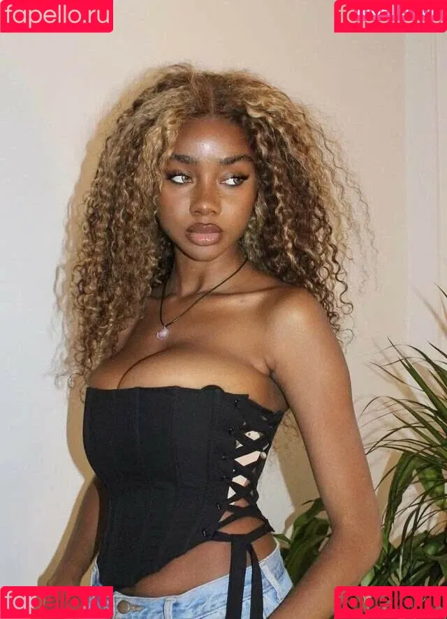 Webeecca / Onlyfans Photo Gallery 