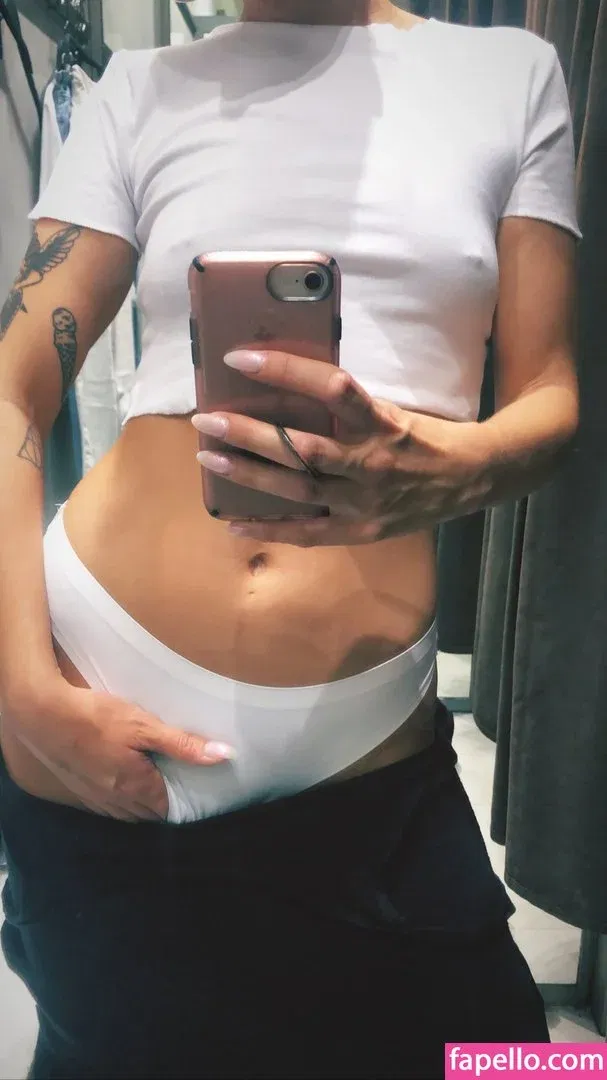 Webeecca / Onlyfans Photo Gallery 