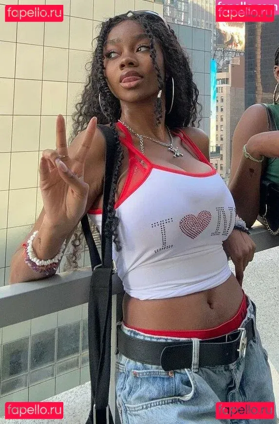 Webeecca / Onlyfans Photo Gallery 