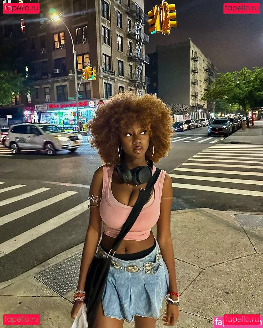 Webeecca / Onlyfans Photo Gallery 