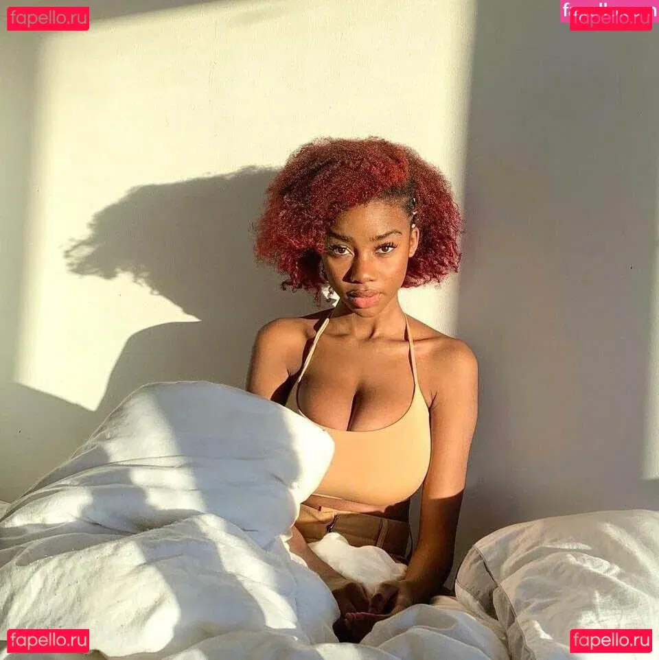 Webeecca / Onlyfans Photo Gallery 