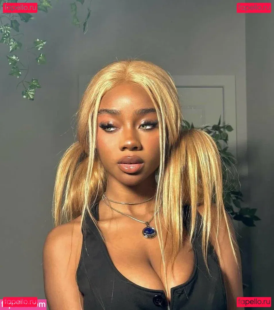 Webeecca / Onlyfans Photo Gallery 