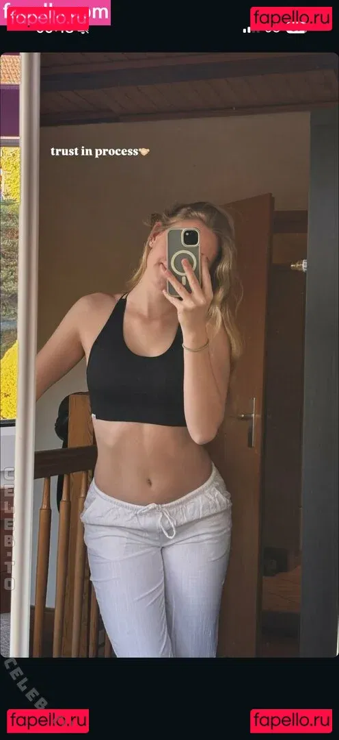 lxllx.se Onlyfans Photo Gallery 