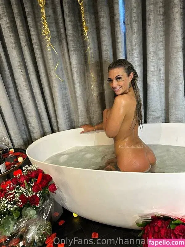 Hannah Band$ Onlyfans Photo Gallery 