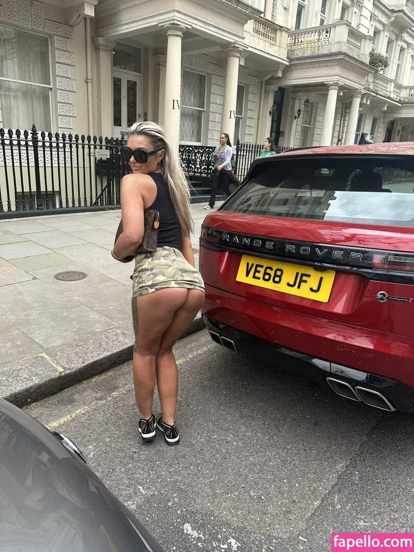 Hannah Band$ Onlyfans Photo Gallery 