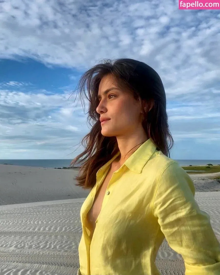 Renata Sozzi Onlyfans Photo Gallery 