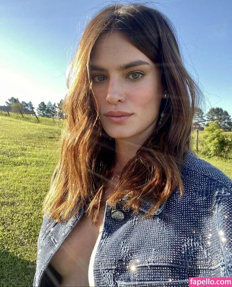 Renata Sozzi Onlyfans Photo Gallery 