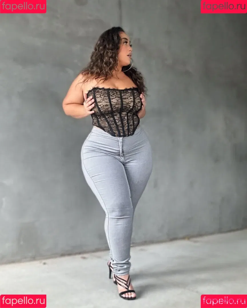 XBadx Dolly Onlyfans Photo Gallery 
