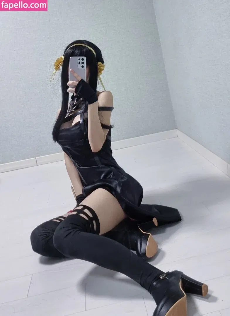 B698008 Onlyfans Photo Gallery 