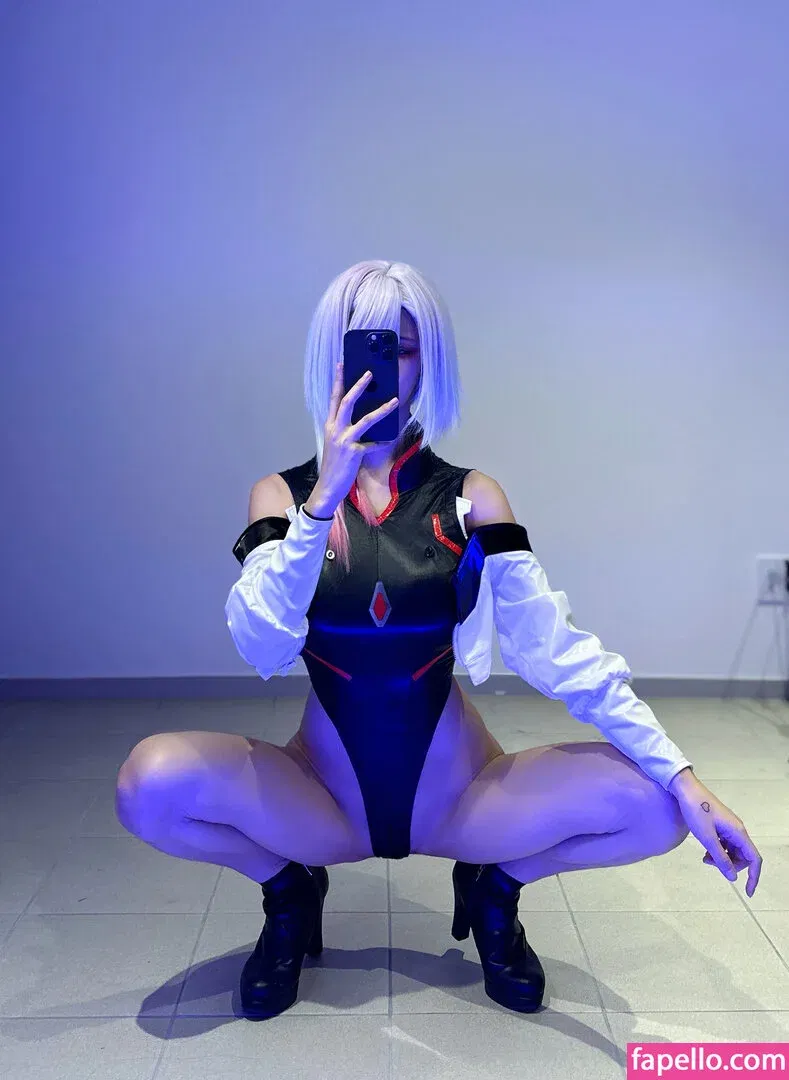 B698008 Onlyfans Photo Gallery 