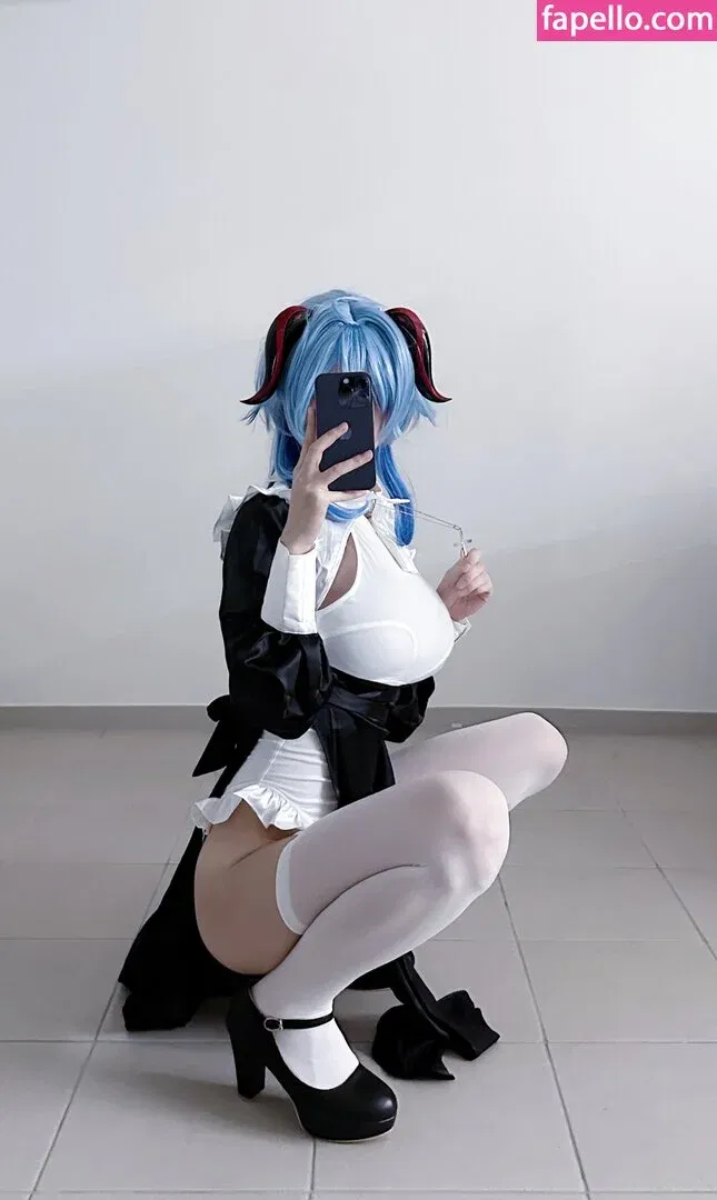 B698008 Onlyfans Photo Gallery 