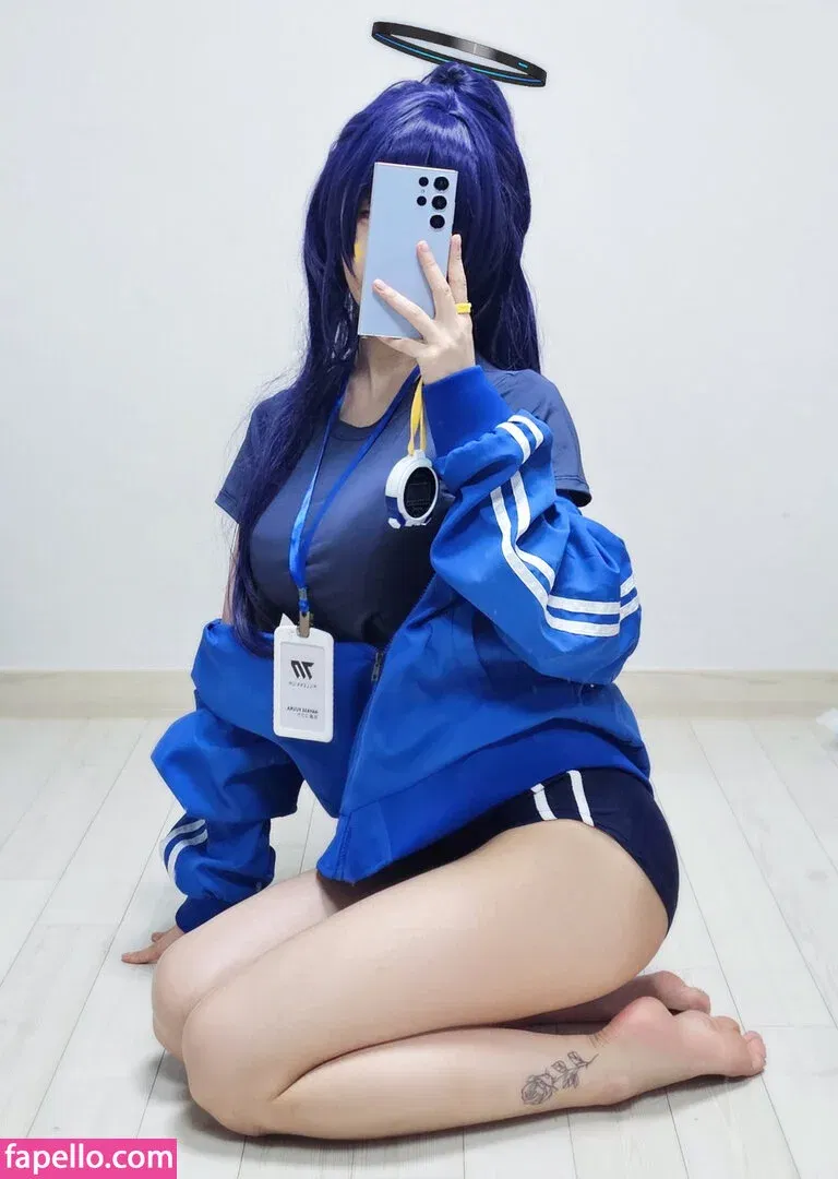 B698008 Onlyfans Photo Gallery 