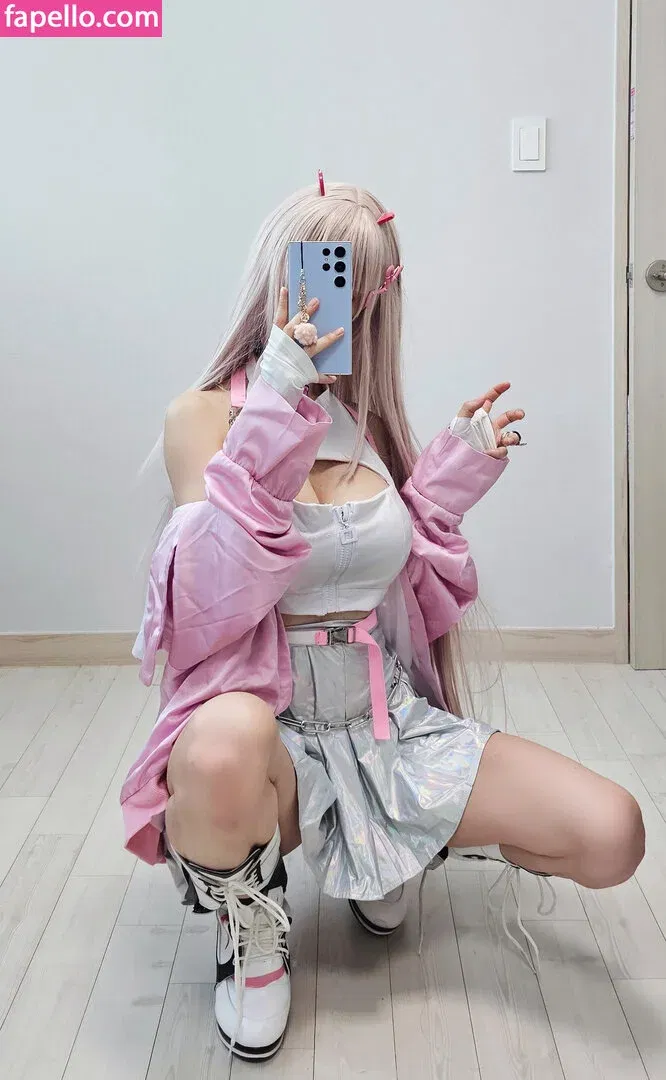 B698008 Onlyfans Photo Gallery 