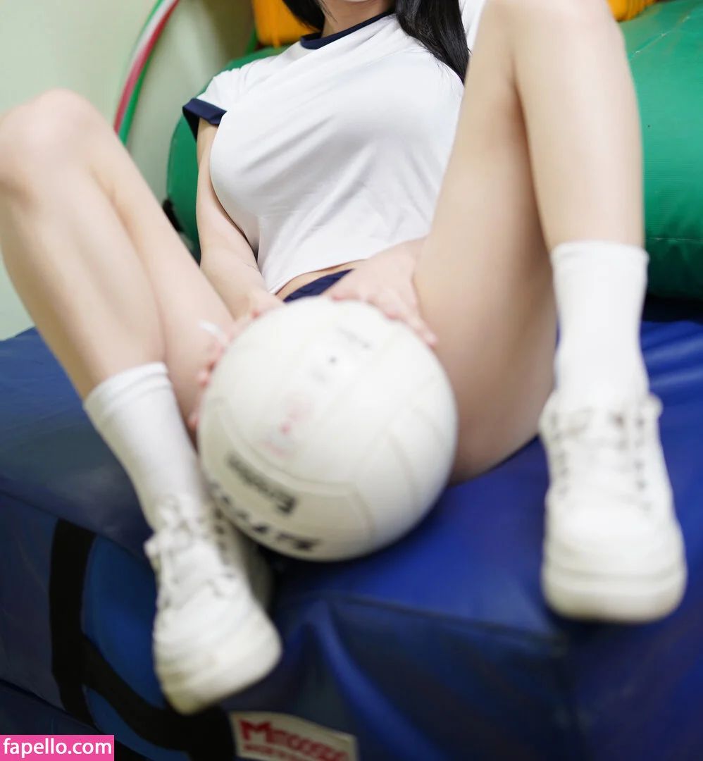 B698008 Onlyfans Photo Gallery 