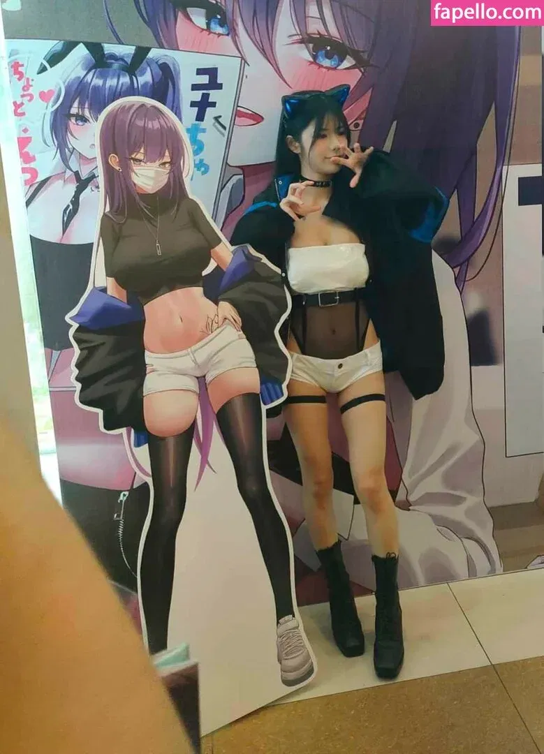 B698008 Onlyfans Photo Gallery 