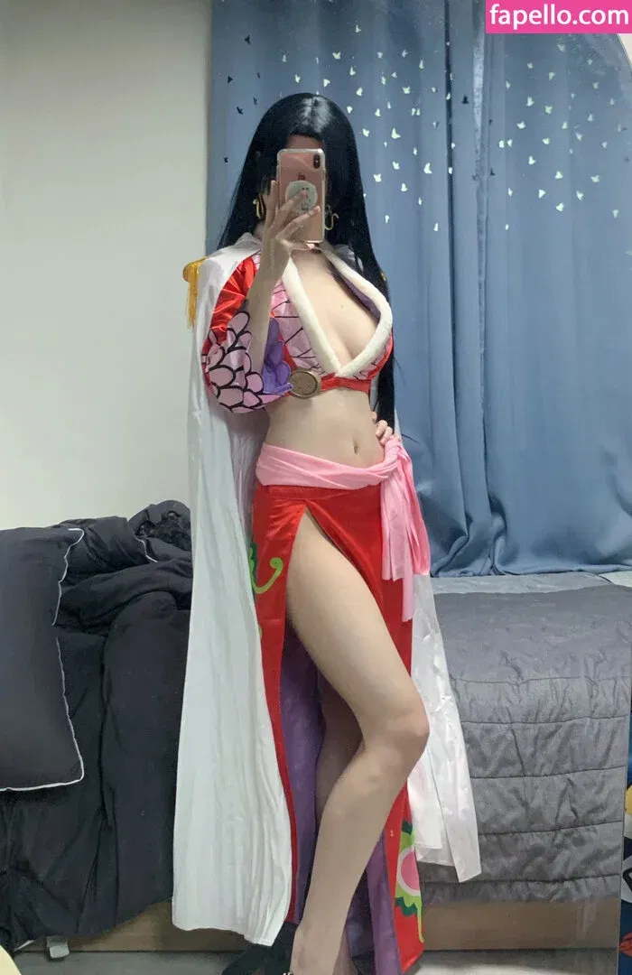 B698008 Onlyfans Photo Gallery 