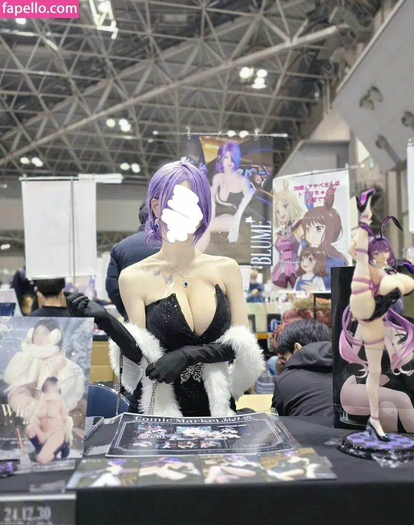 B698008 Onlyfans Photo Gallery 