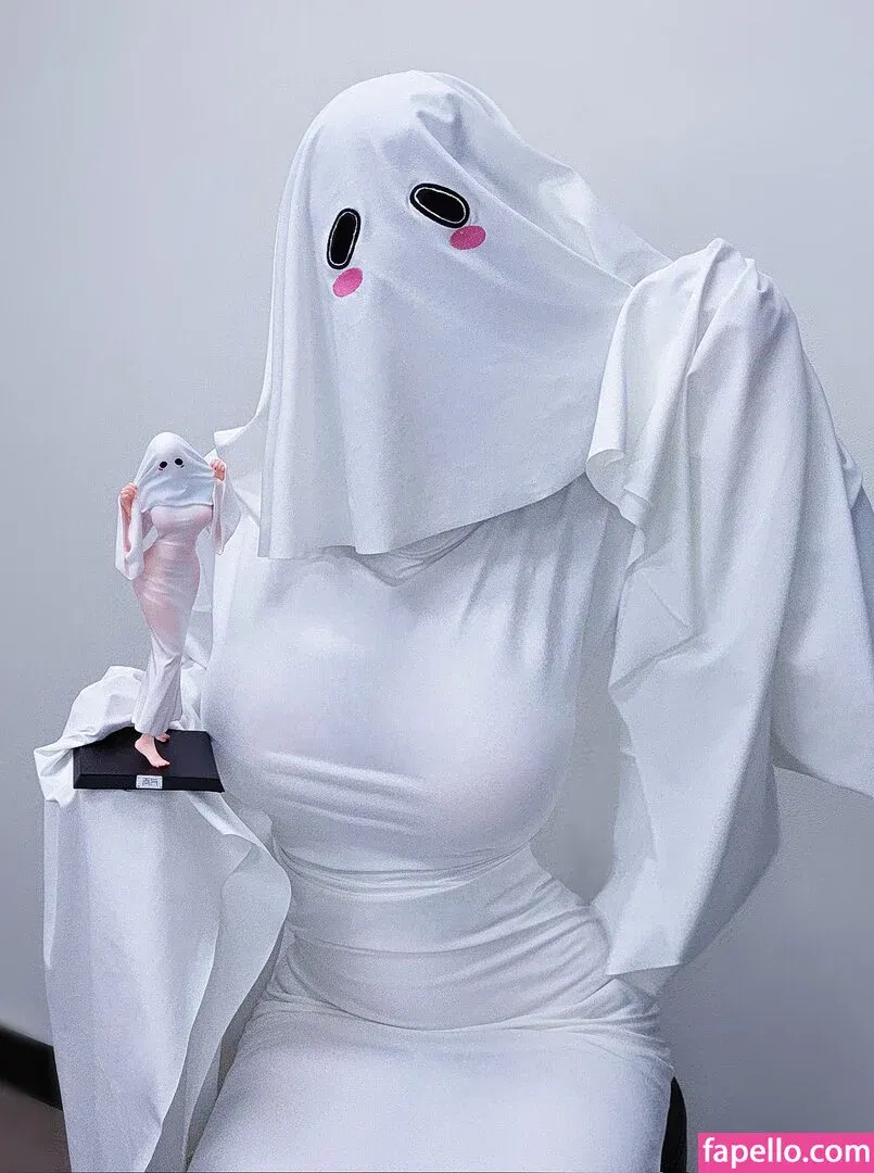 B698008 Onlyfans Photo Gallery 