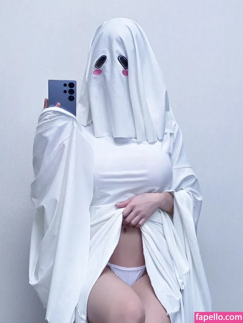 B698008 Onlyfans Photo Gallery 