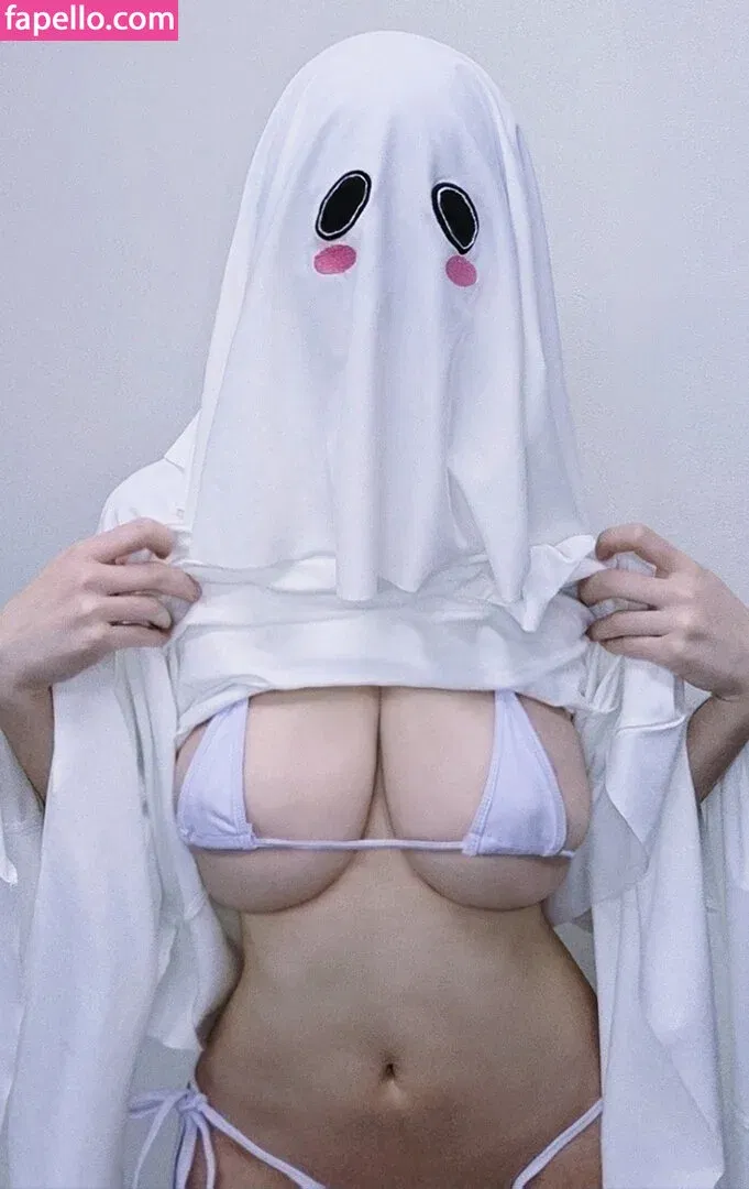 B698008 Onlyfans Photo Gallery 