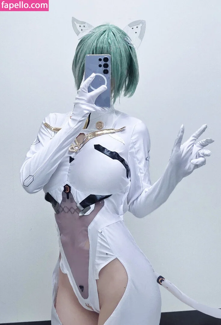 B698008 Onlyfans Photo Gallery 