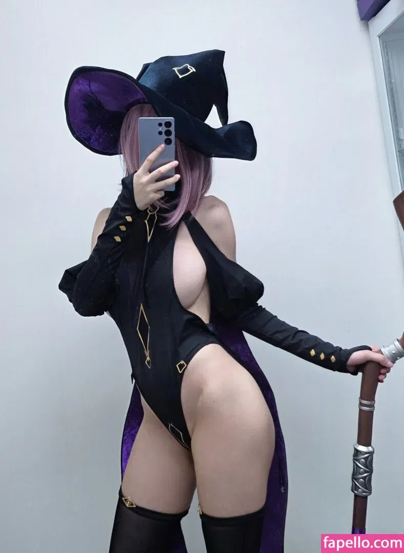 B698008 Onlyfans Photo Gallery 