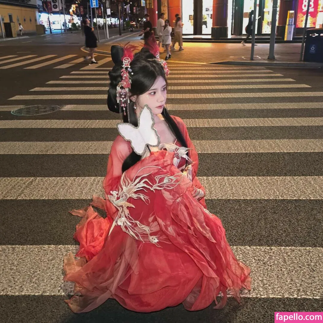 B698008 Onlyfans Photo Gallery 