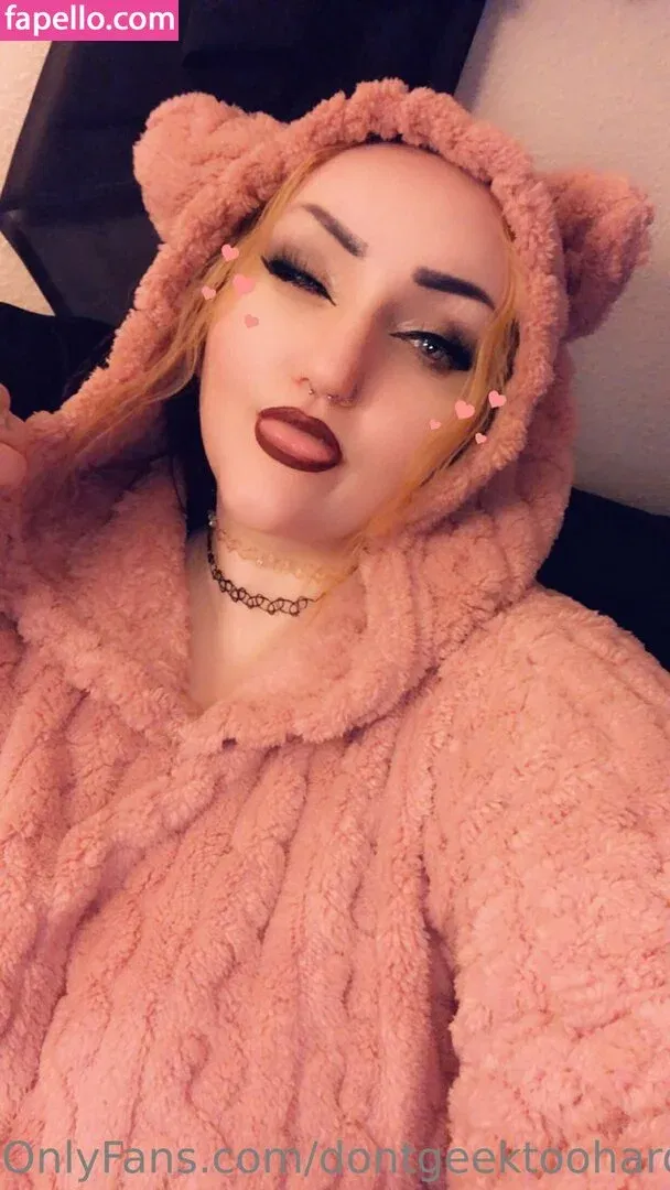 dontgeektoohard Onlyfans Photo Gallery 