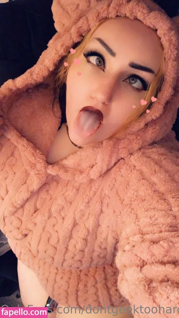 dontgeektoohard Onlyfans Photo Gallery 