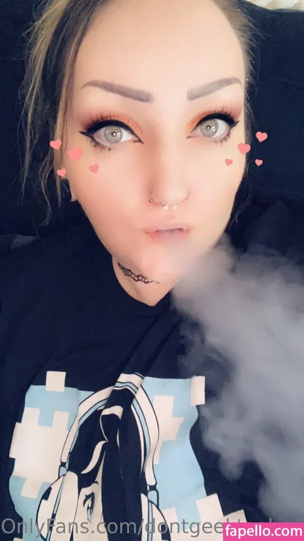 dontgeektoohard Onlyfans Photo Gallery 