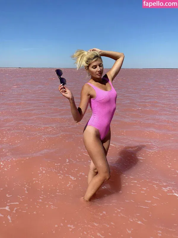 Eliza Moon Onlyfans Photo Gallery 