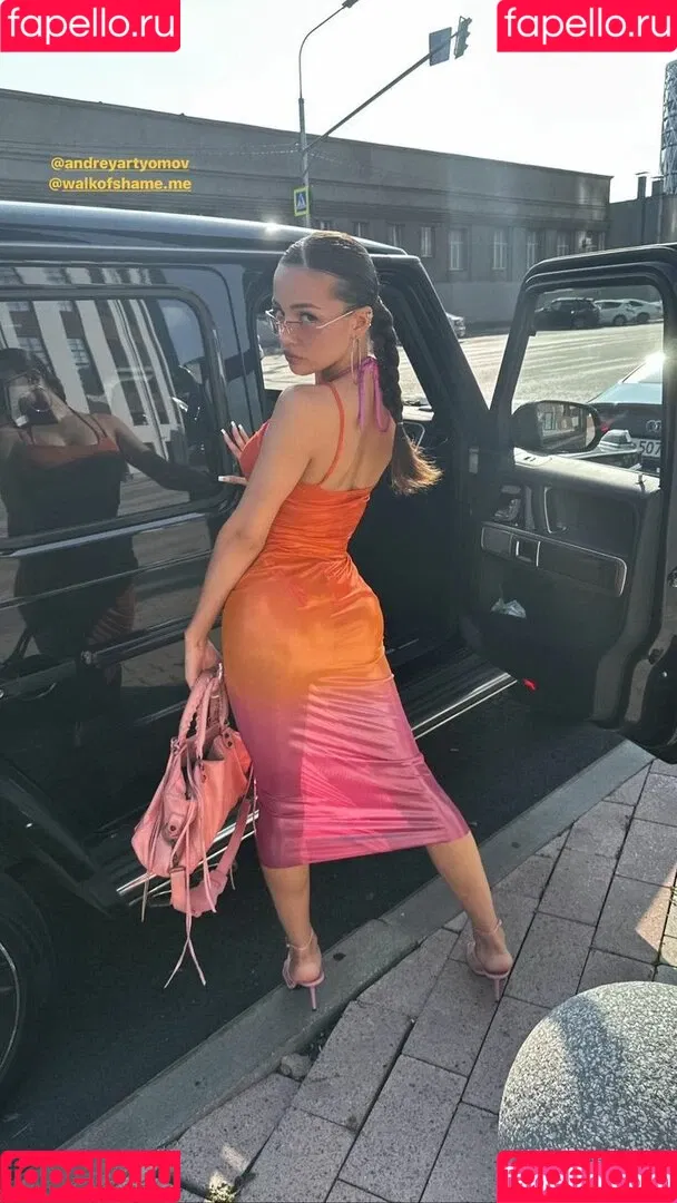 Valya Karnaval Onlyfans Photo Gallery 
